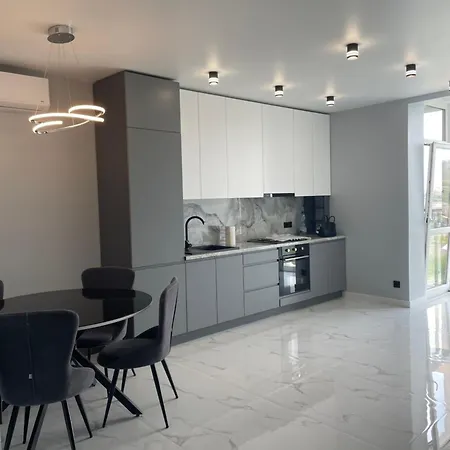 Appartement Luxury Stryiska, 108 *